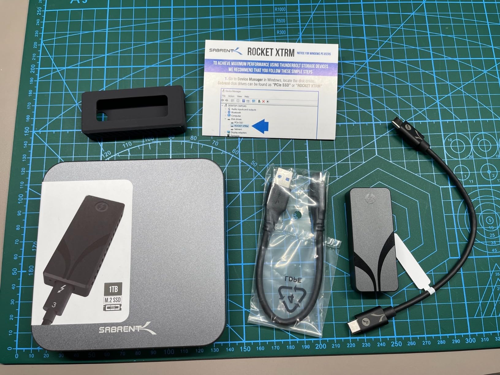 SABRENT Rocket Nano XTRM 4TB External SSD – Thunderbolt 3 | 2700 MB/s | 900 MB/s USB 3.2 Gen 2 | Compact Aluminum | Both Cables Included | Mac, PC, Linux (SB-XTMN-4TB) customer photo 2
