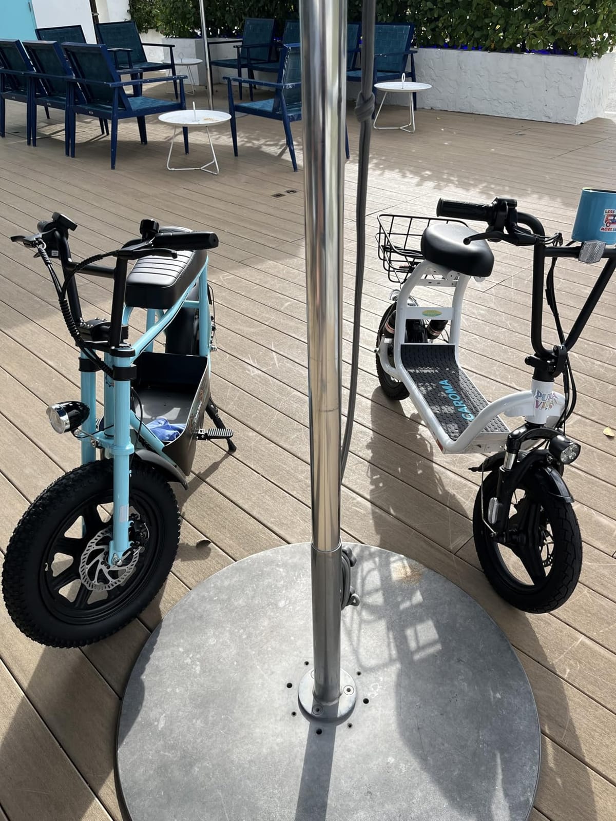 Caroma Peak 1200W Electric Scooter with Seat,30Miles&20MPH customer photo 1