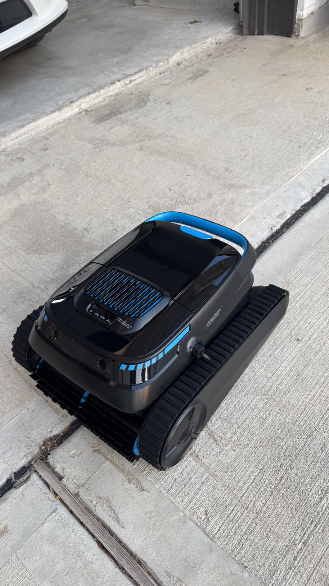 PC10 Cordless Robotic Pool Vacuum for Inground & Above Ground Pools customer photo 2