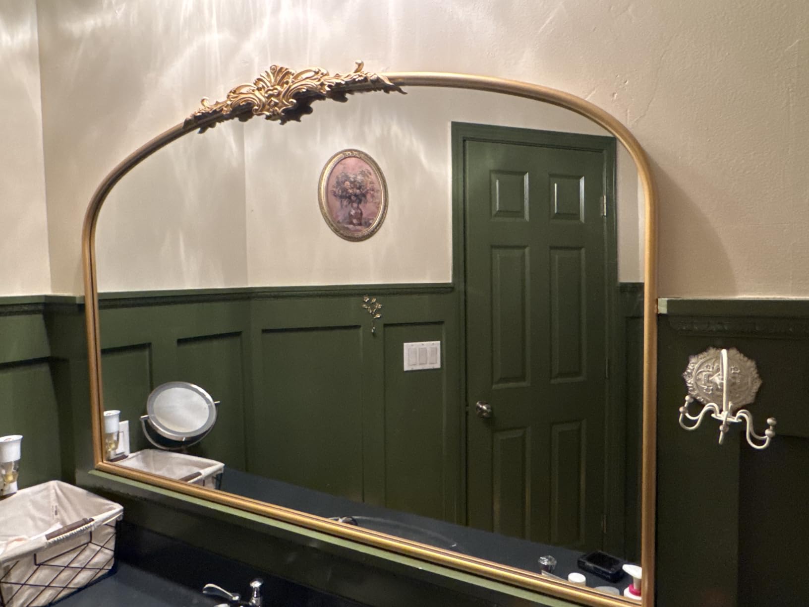 Besdomus Gold Vanity Trifold Mirror: 40