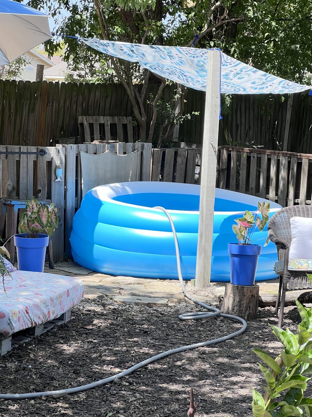 Inflatable Pool, 71