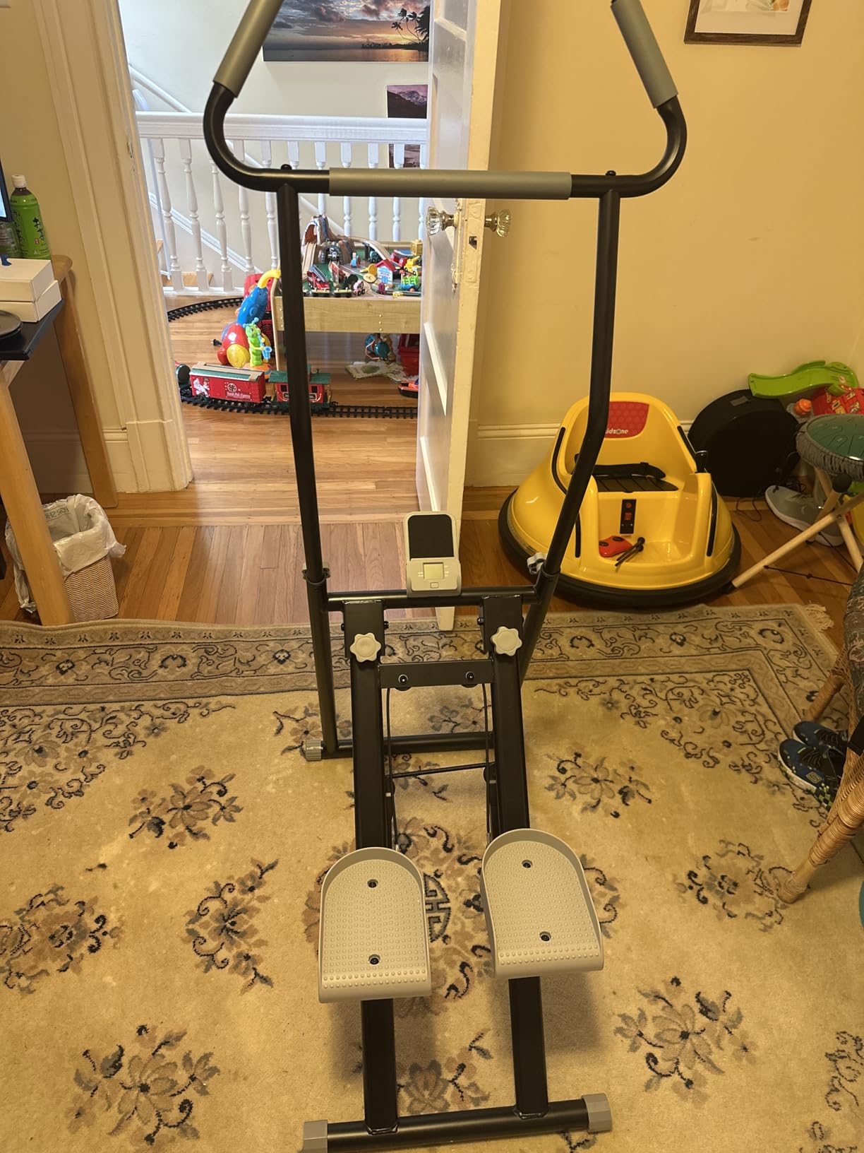 YYJO Foldable Stair Stepper 3 Adjustable Resistance Stair Climber with Handle Bar Cardio Exercise Machine for Home customer photo 2