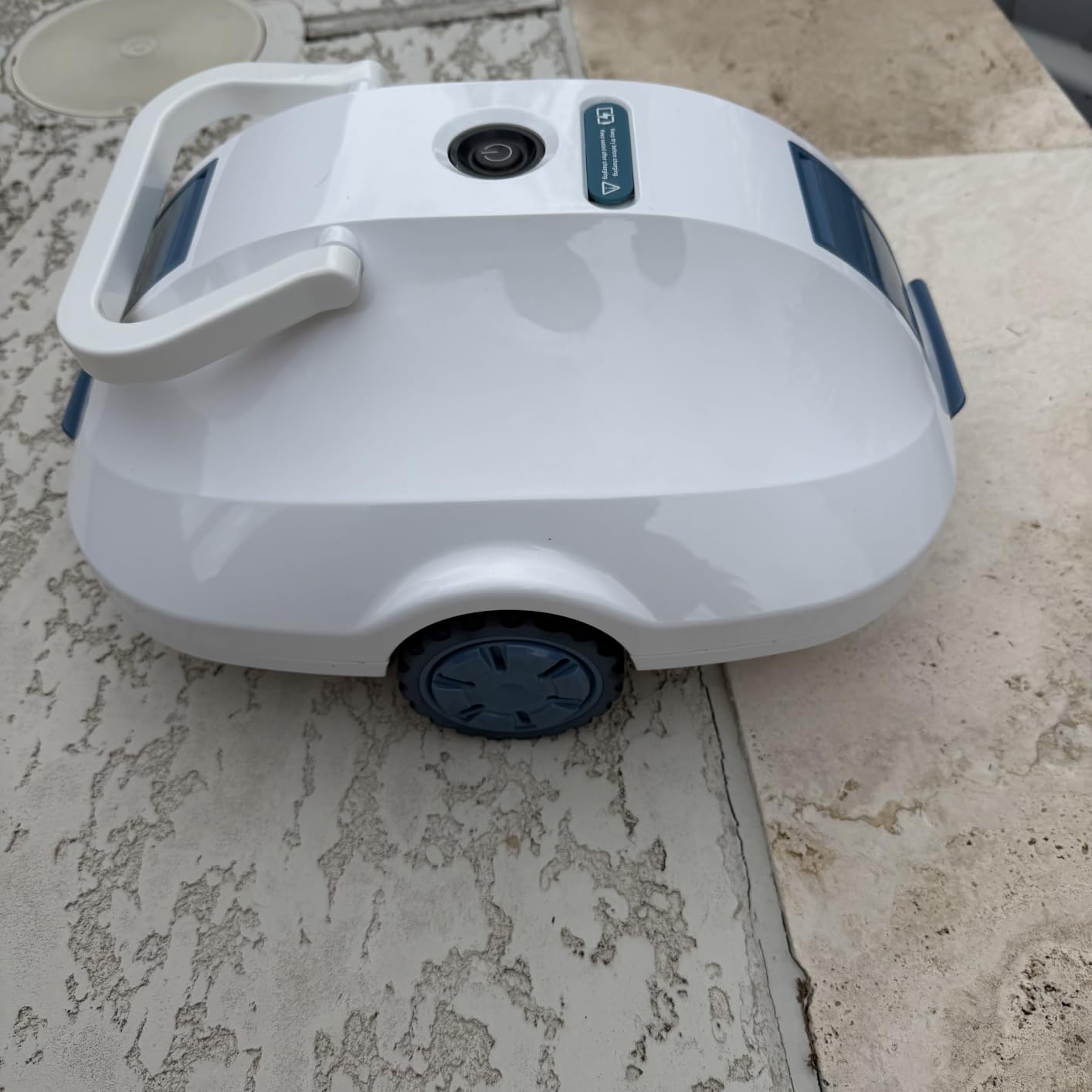 (2026 Upgrade) Robotic Pool Cleaner - Up to 250-Min Cordless Automatic Pool Vacuum Robot for Above Ground & Inground Pools - Powerful Suction Self-Parking for Swimming Pool up to 2200 Sq. Ft - White customer photo 1