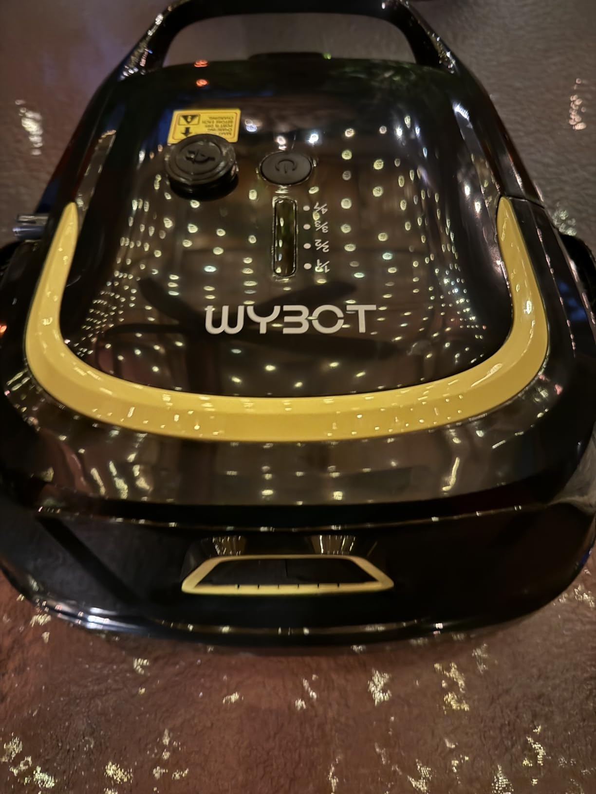 WYBOT A1 Cordless Pool Vacuum Robot for Above Ground Pool, Black&Green customer photo 2