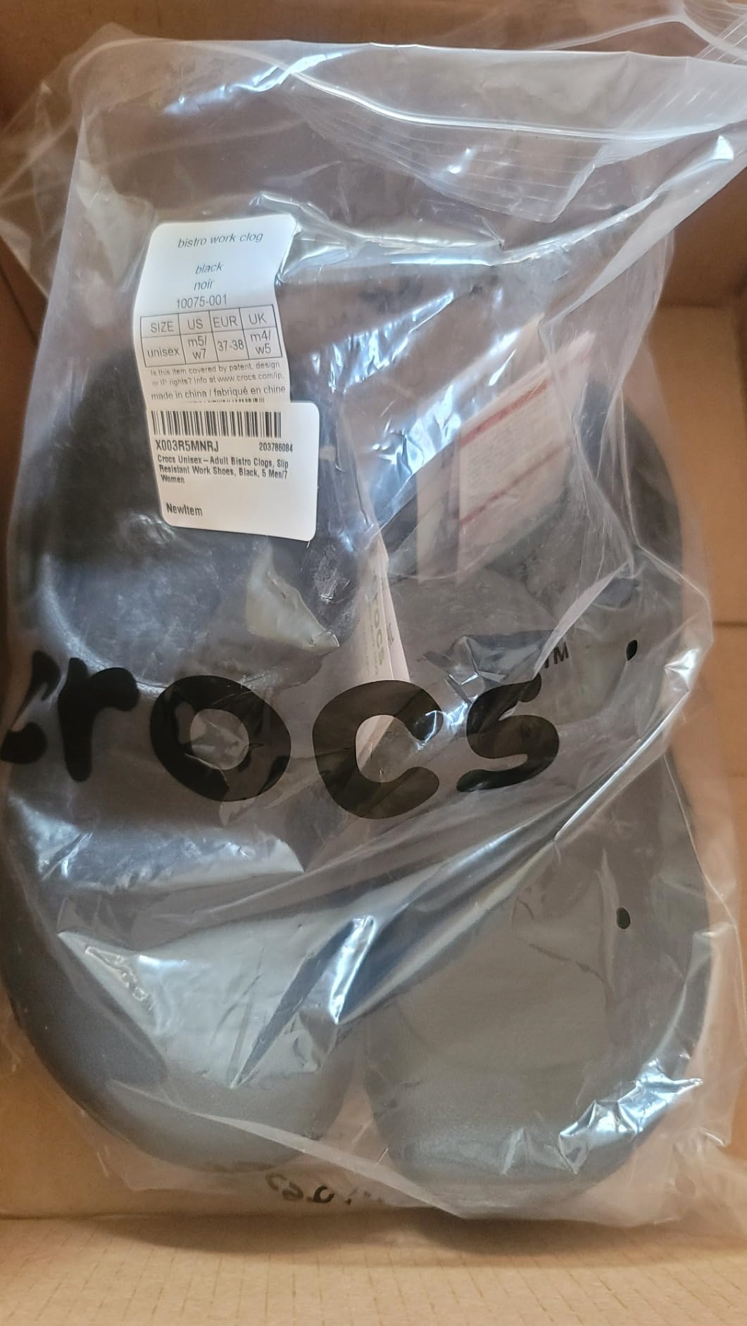 Crocs Unisex-Adult Bistro Work Clogs, Enclosed Toe, Slip Resistant Shoes customer photo 2