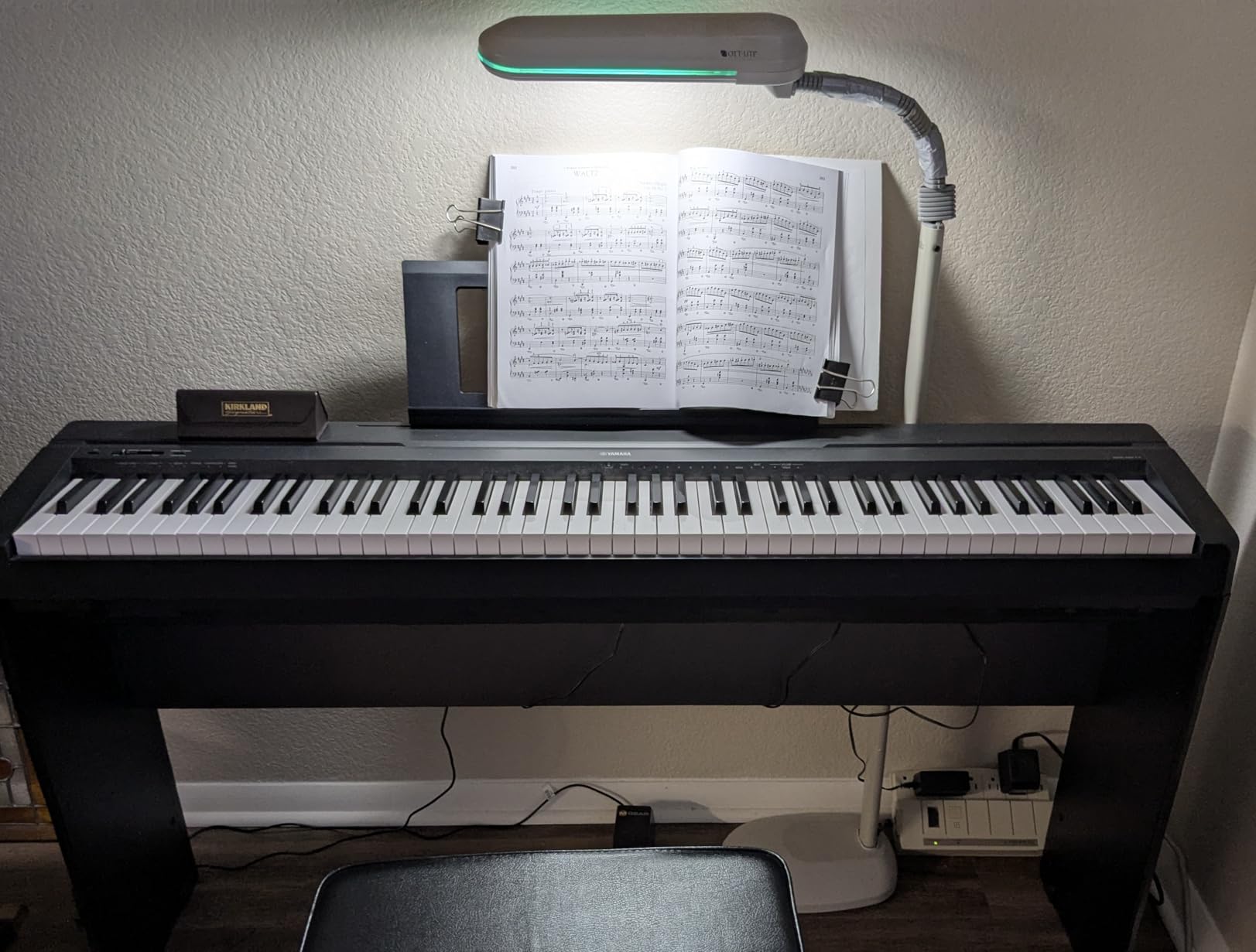 Yamaha L85 Keyboard Stand, Black customer photo 2