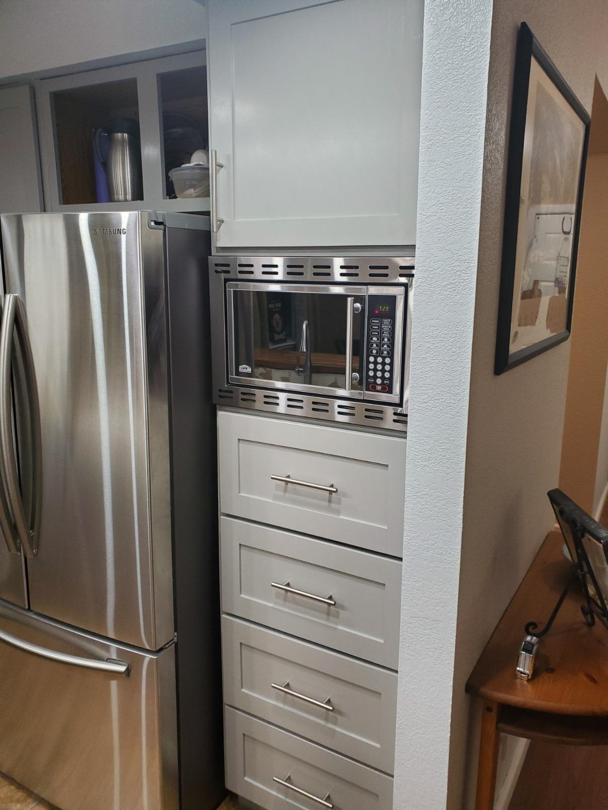 Summit 24” Over The Range Microwave, 0.9 cu.ft. Built In Microwave, Stainless Steel- OTR24 customer photo 1