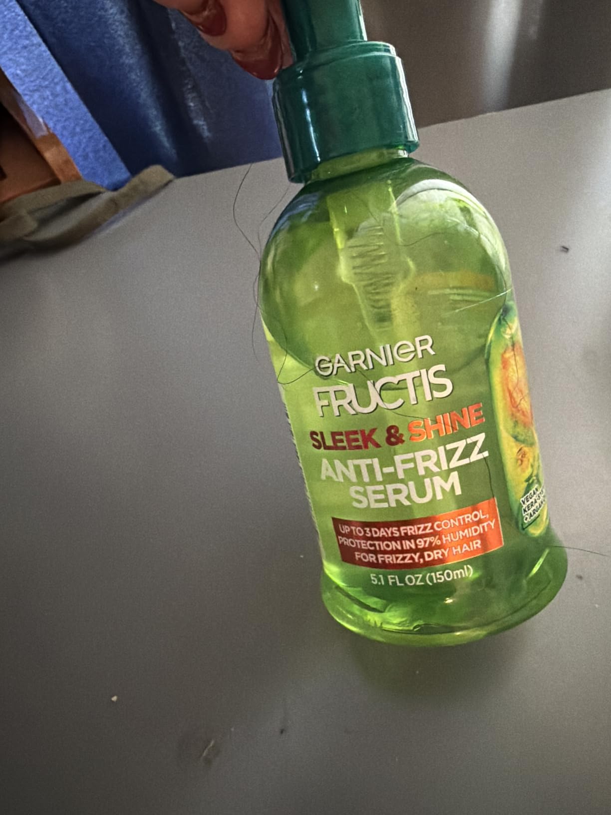 Garnier Fructis Sleek & Shine Anti-Frizz Hair Serum for Frizzy, Dry Hair, Leave-In Argan Oil Infused Formula with Up to 72HRs of Frizz Control, Smooths Flyaways & Boosts Hair Shine, 5.1 Fl Oz customer photo 2