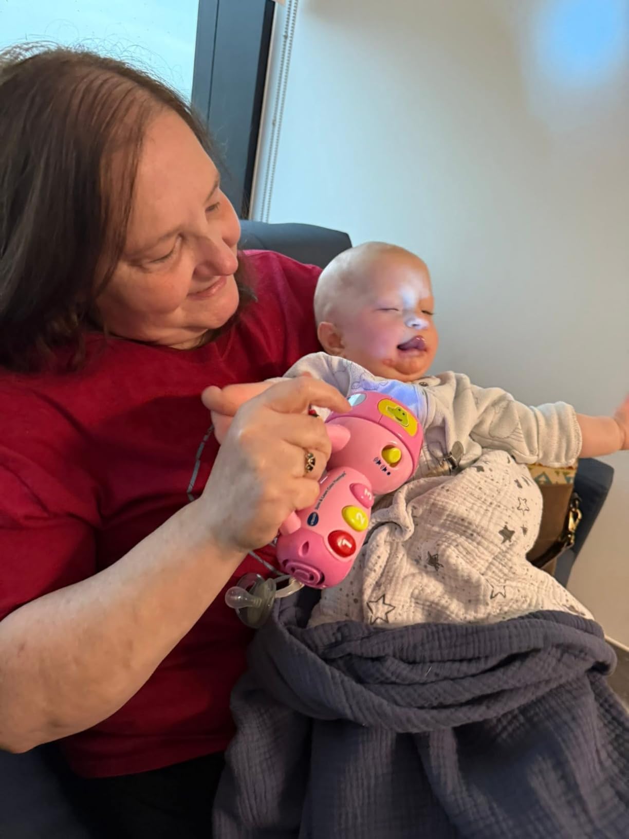 VTech Spin and Learn Color Flashlight customer photo 2