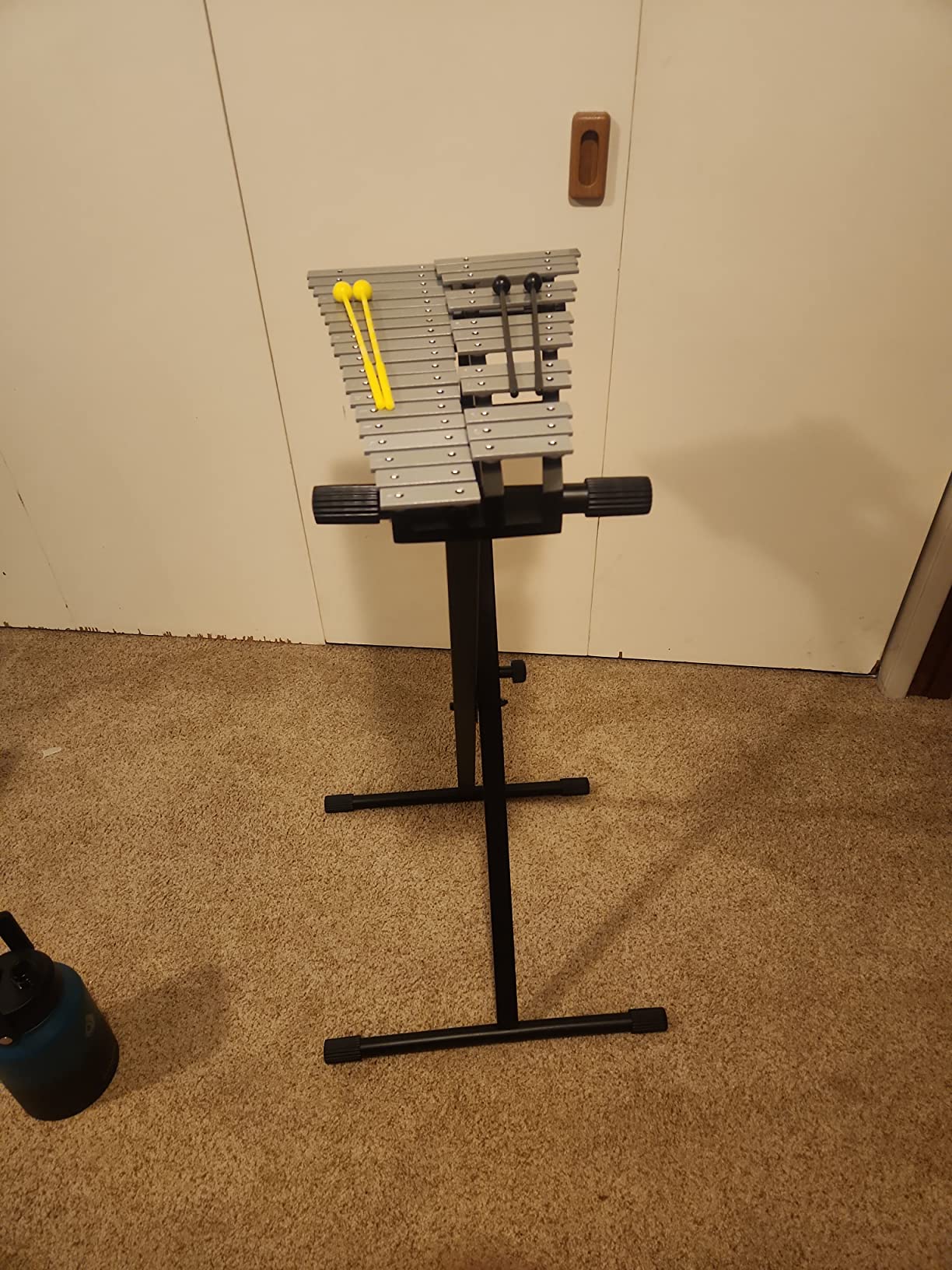 Stage Rocker Single-X Style Classic Folding Keyboard & Digital Piano Stand, Adjustable Width & Height, Durable & Sturdy, Easy to Assemble for Travel/Storage, Sleek Black, Powered by Hamilton(SR524000) customer photo 1