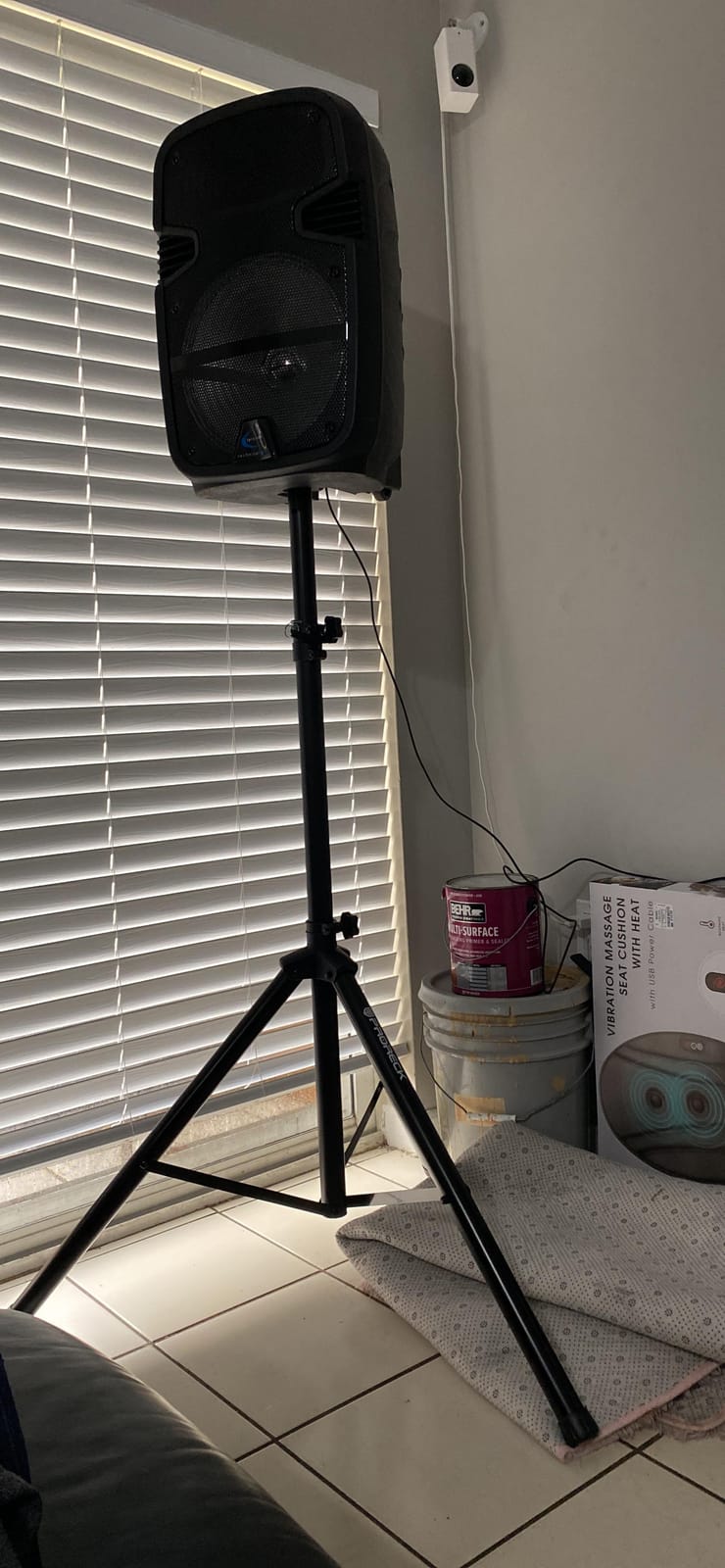 Tripod Speaker Stands Pair for Dj/PA Speaker System Adjustable Height from 4 feet to 6 feet customer photo 1
