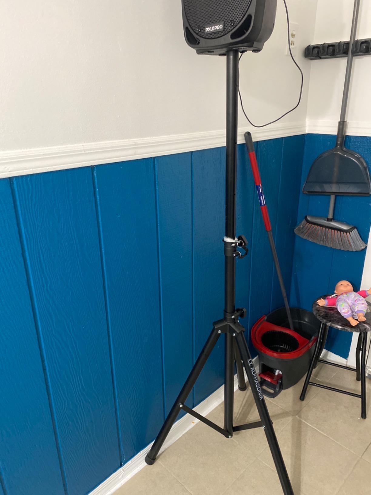 Alphasonik PRO Universal Adjustable Height DJ PA Speaker Tripod Stand Constructed with Heavy Duty Durable Steel Tubing for Strength Security and Light Weight for Easy Mobility Safety PIN, Screw Locks customer photo 2