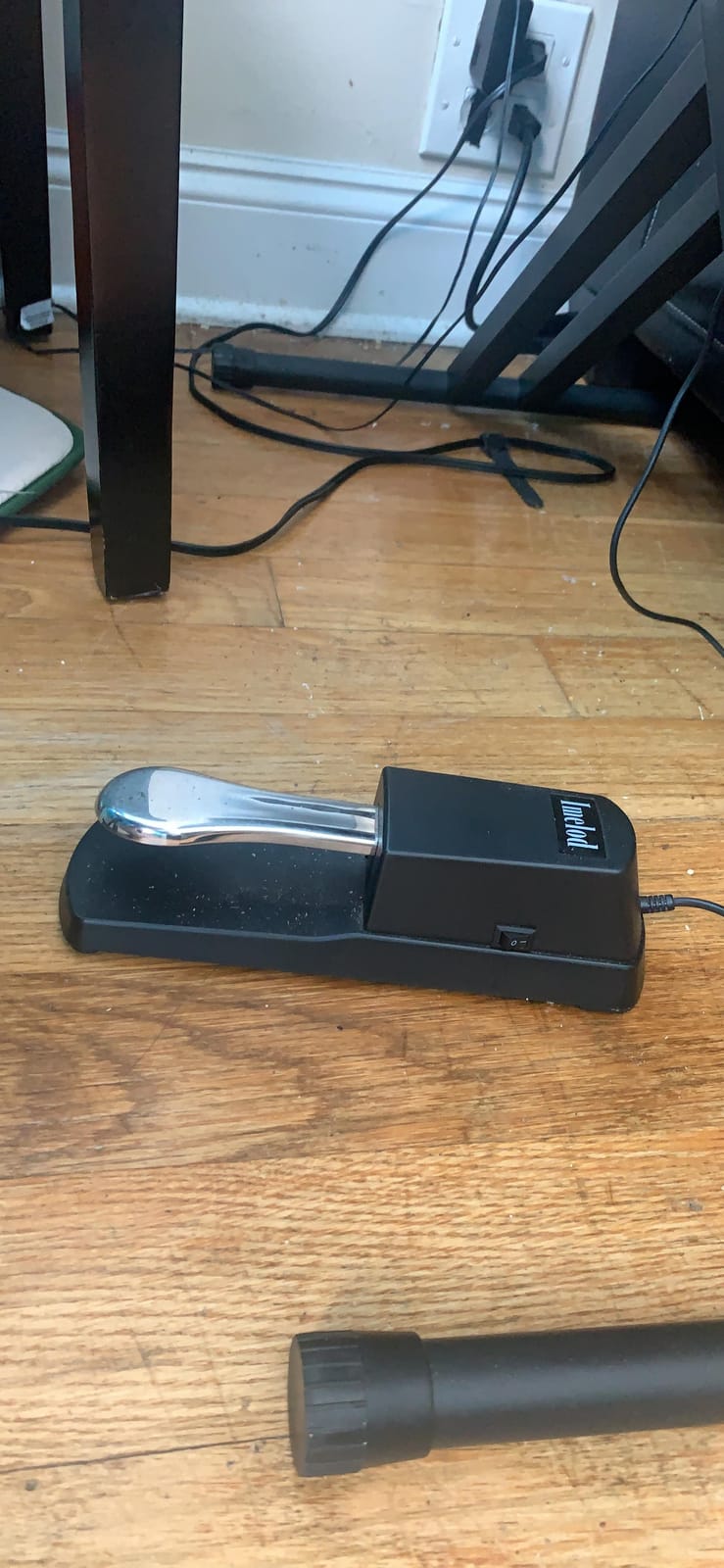 Imelod Digital Piano and Keyboard Sustain Pedal for Yamaha,Roland,Casio,Korg,Behringer,Moog - Universal Foot Pedal Black customer photo 2
