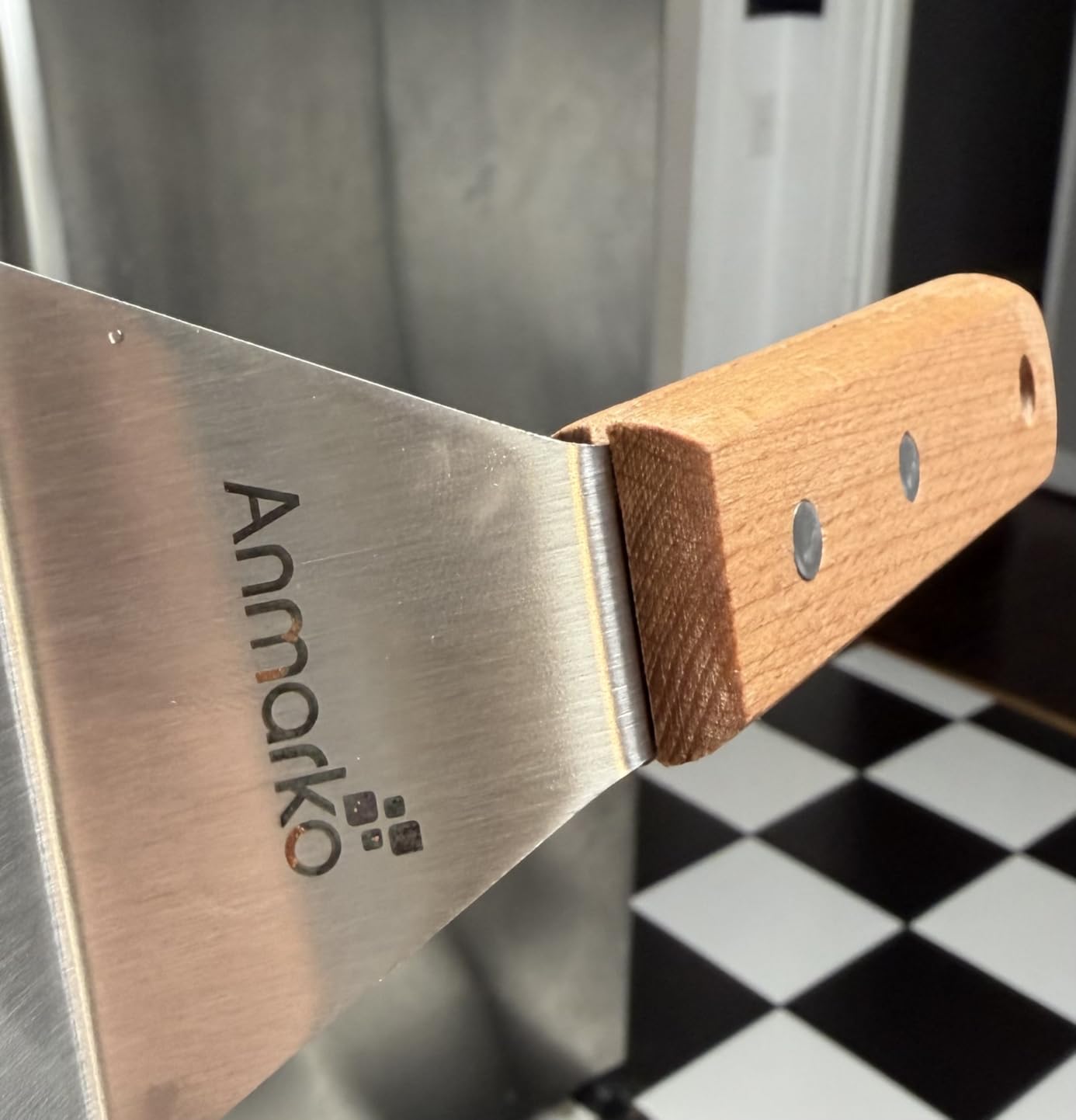 Anmarko Professional Griddle Spatula Set - Stainless Steel Metal Spatula and Griddle Scraper - Heavy Duty Commercial Grade customer photo 1