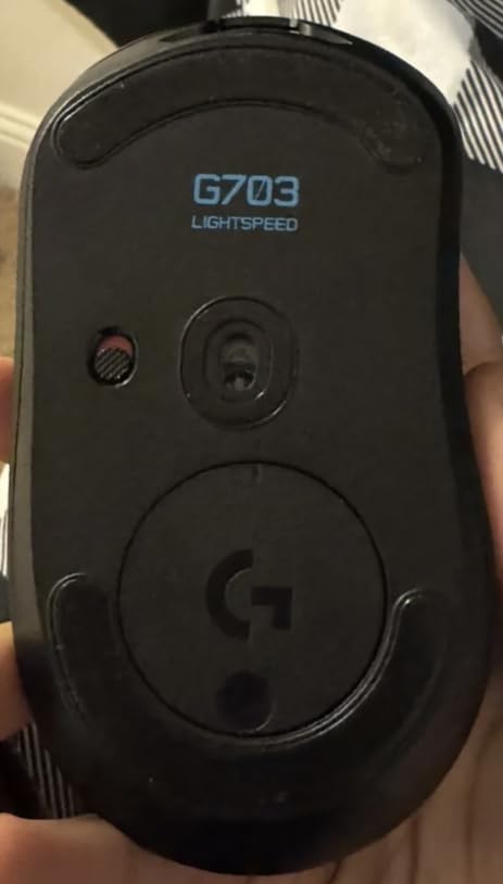 Logitech G703 customer photo 2