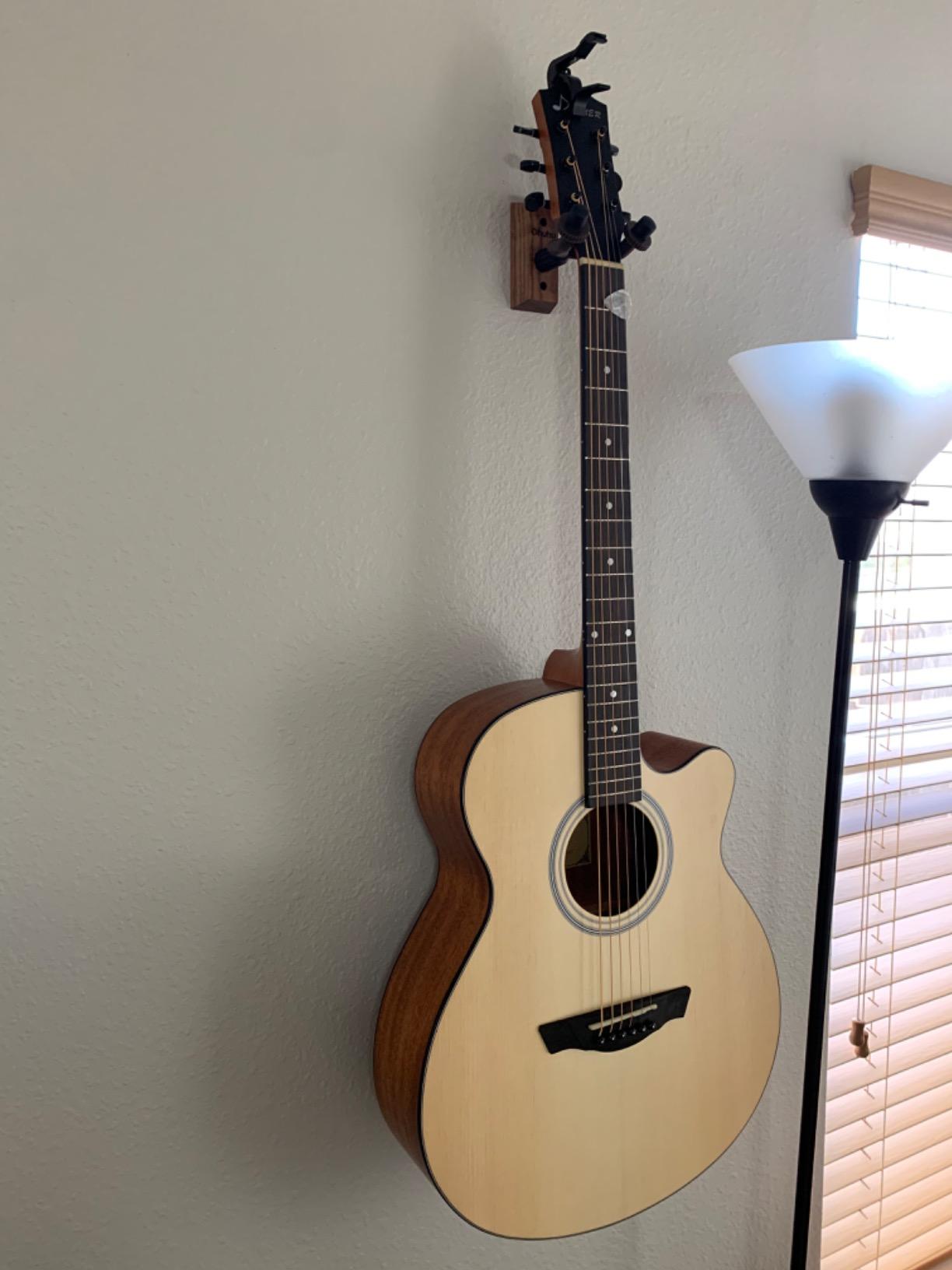 Donner Acoustic Guitar for Beginner Adult 36'' Dreadnought 3/4 Size Black Guitar Bundle Package Kit Travel, Spruce Wood With Gig Bag Capo Tuner Strap String Guitar Picks DAG-1MB/DAT-110D customer photo 1