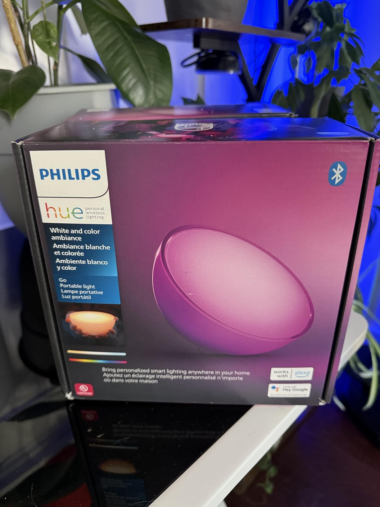 Philips Hue Go Smart Portable Table Lamp, 1-Pack, White customer photo 2