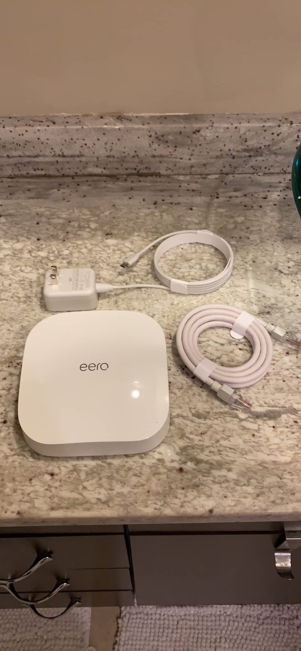 eero Pro 6 Like-New customer photo 1