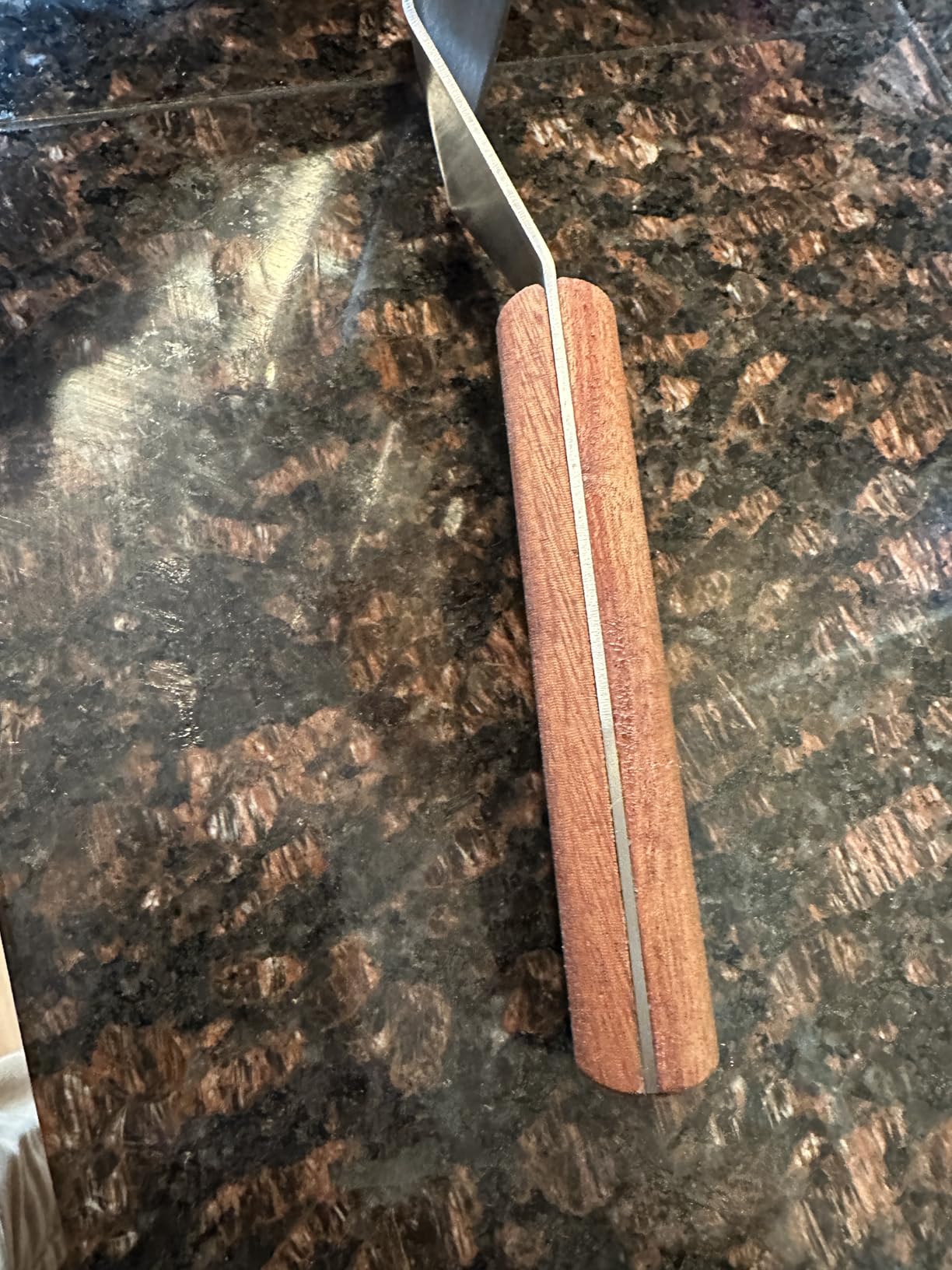 Professional Metal Spatula for Cast Iron Skillets and Flat Top Grills, Full Tang Wooden Handle,1.8mm Thick Stainless Steel Blade, Smash Burger Spatula Turner for Flipper, Cooking, BBQ, 4.7 x 2.7 Inch customer photo 1