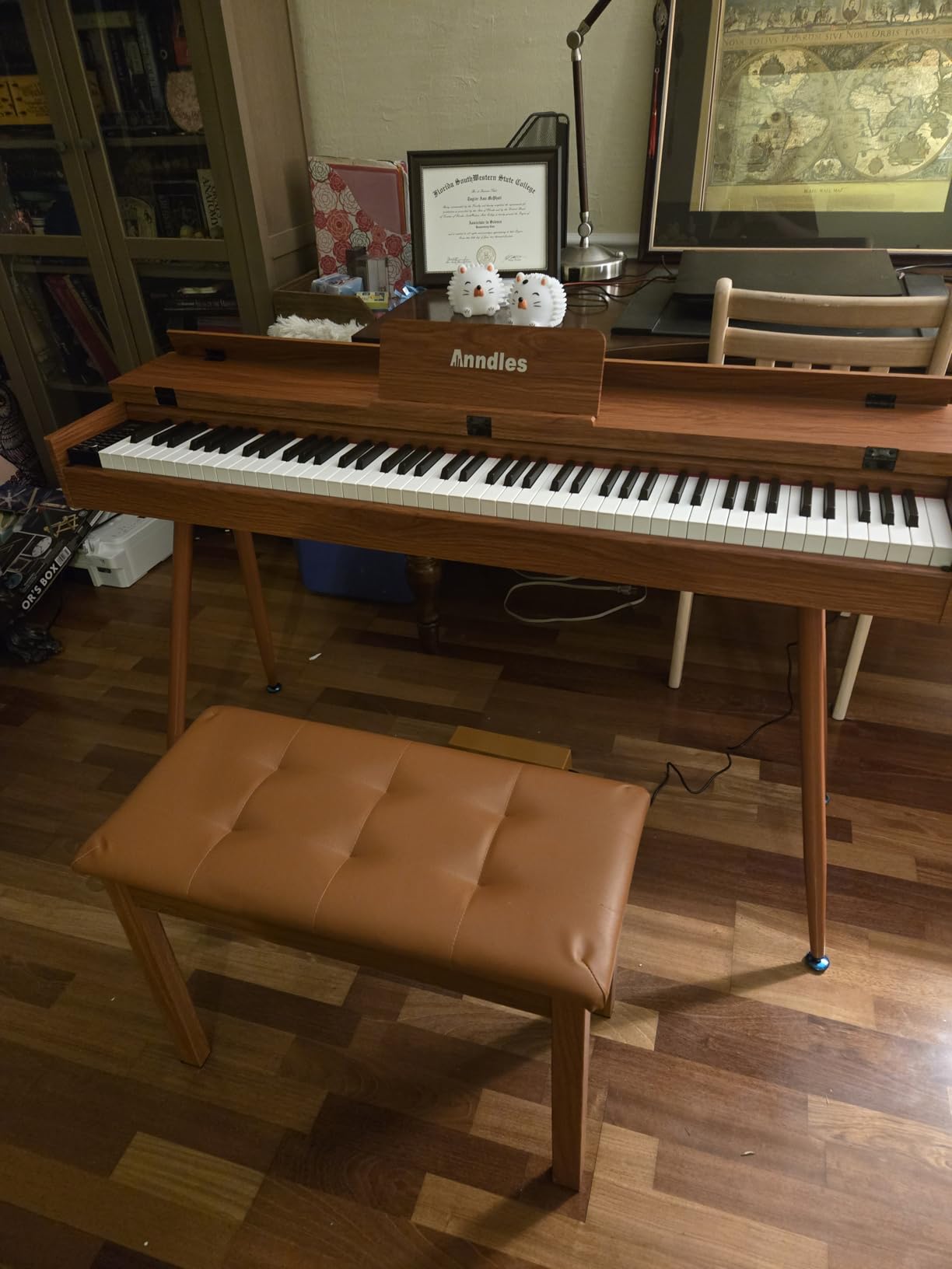 Electric Piano 88 Keys Digital Piano Weighted for Beginner Keyboard Piano Include Piano Bench Power Adapter Three Pedal Manual User (Wood Color) customer photo 2