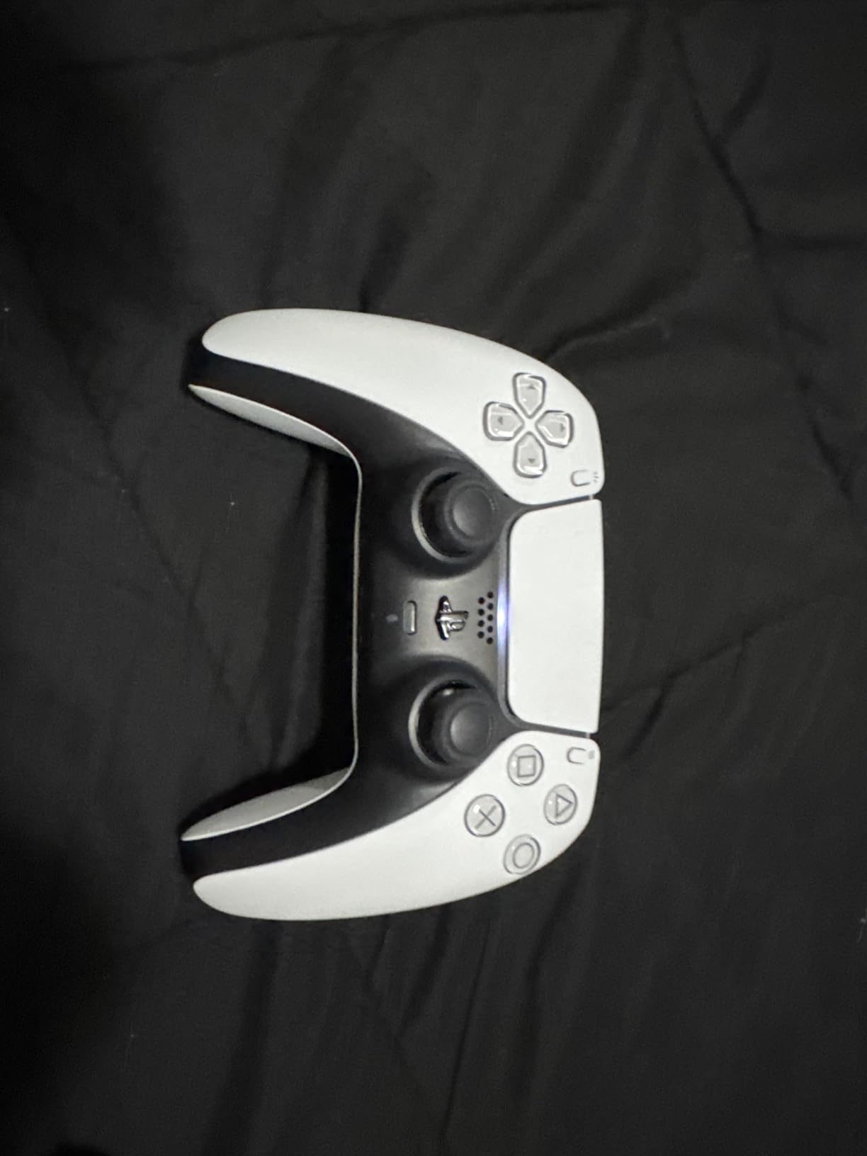 PlayStation DualSense® Wireless Controller - White customer photo 2