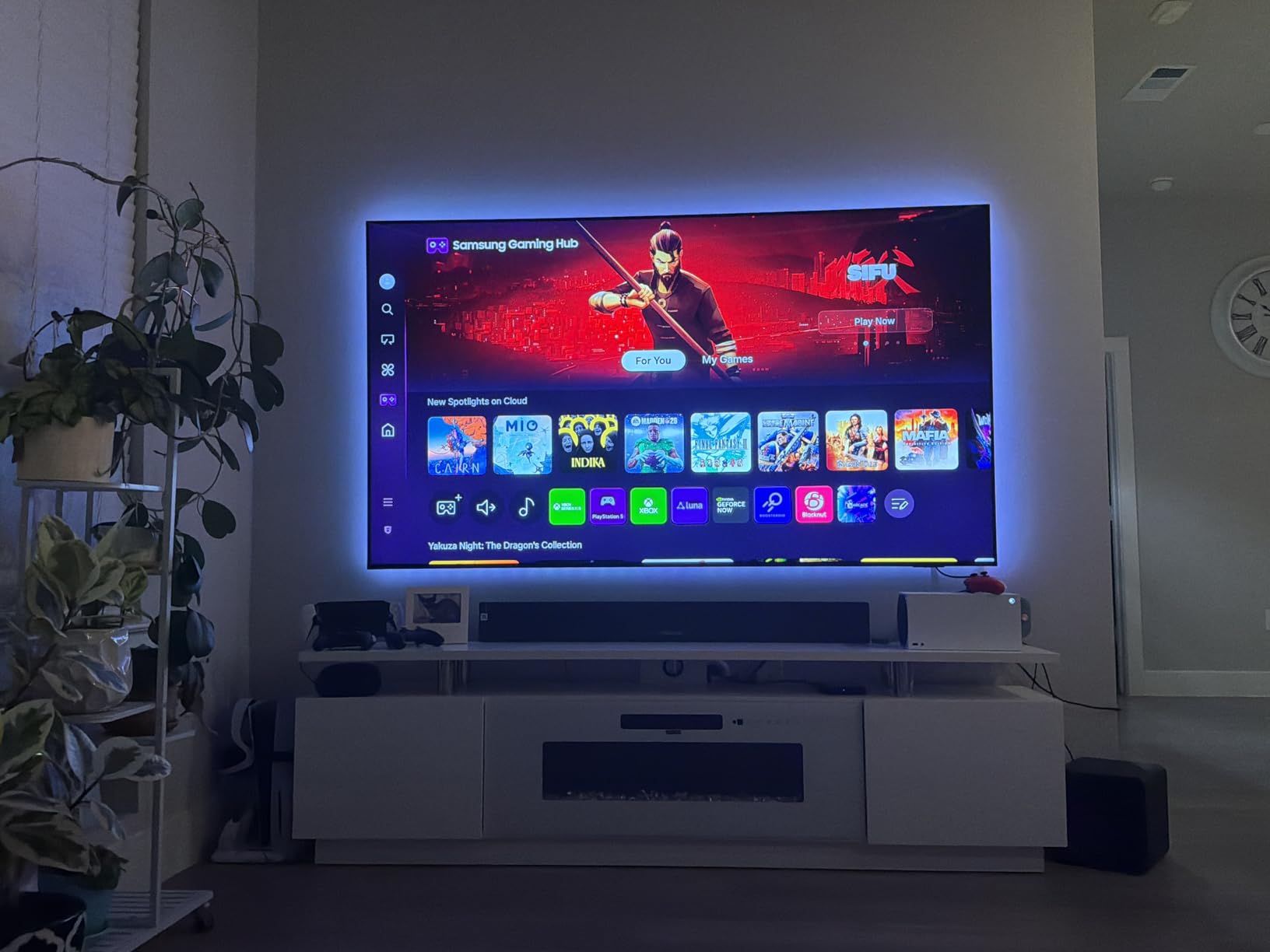 Samsung QN90D 98-Inch customer photo 1