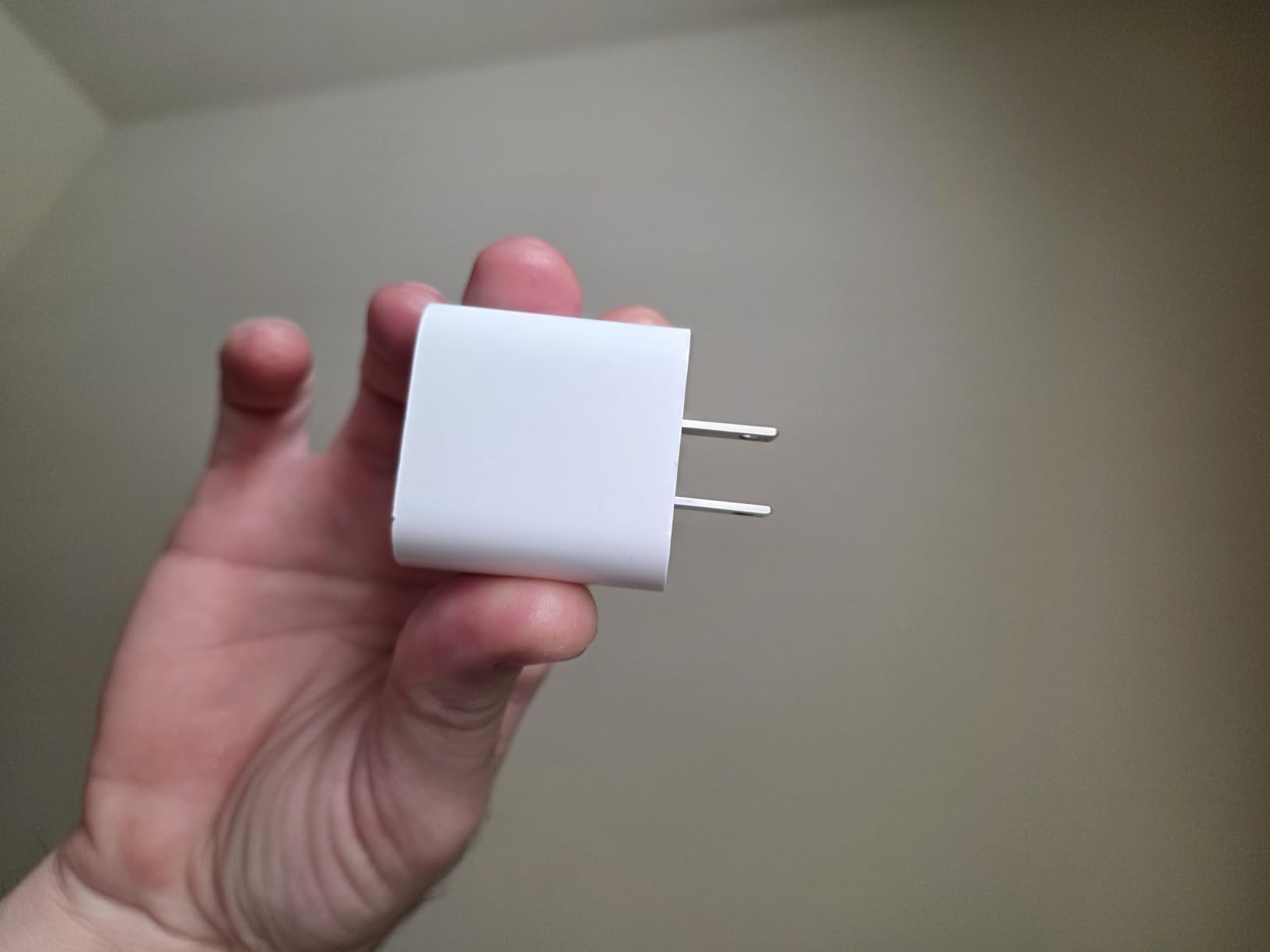 Apple 20W USB-C Compact Power Adapter: Fast and Convenient Charging, Type C Wall Charger customer photo 1