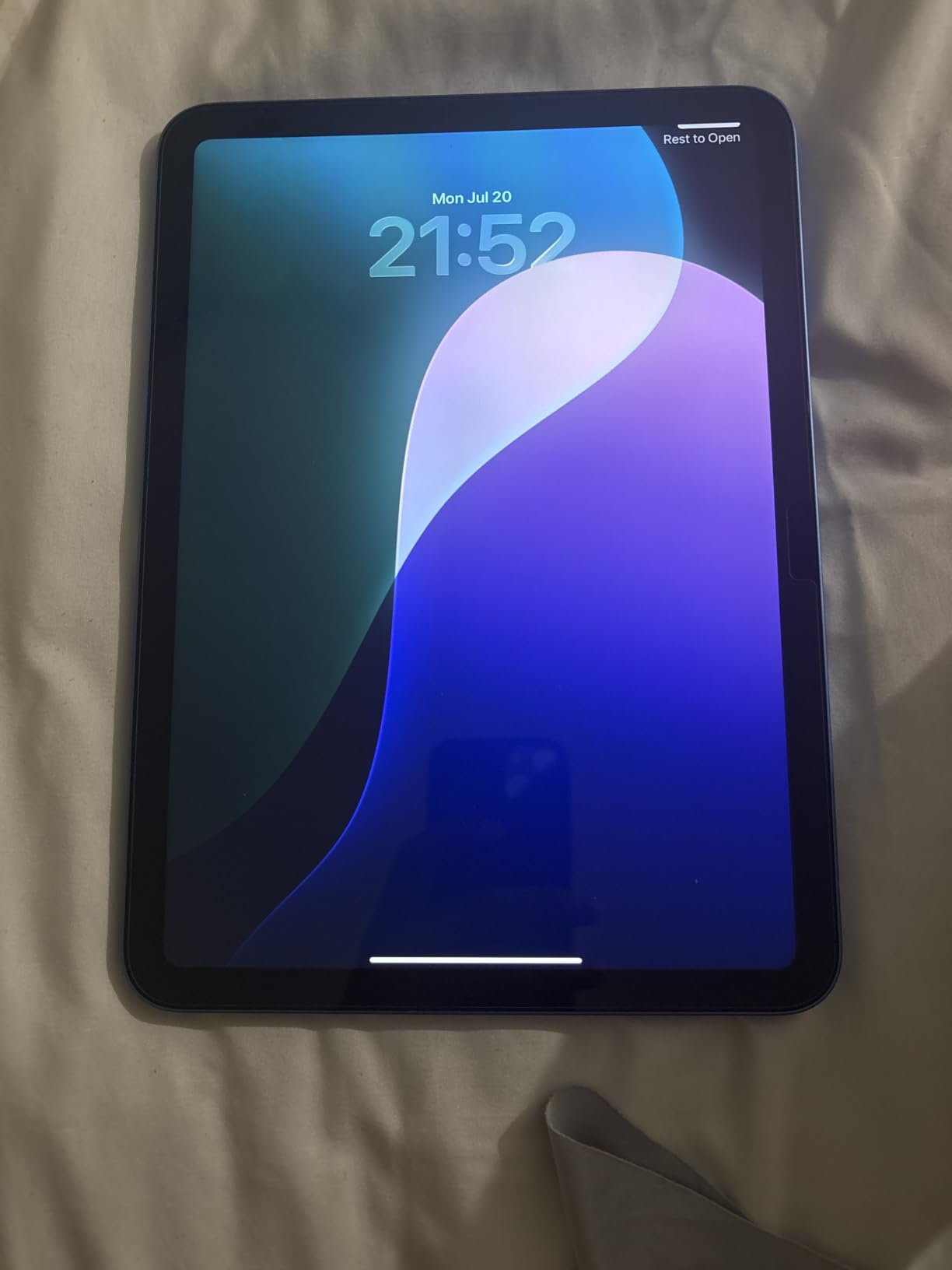 iPad 11-inch A16 customer photo 1