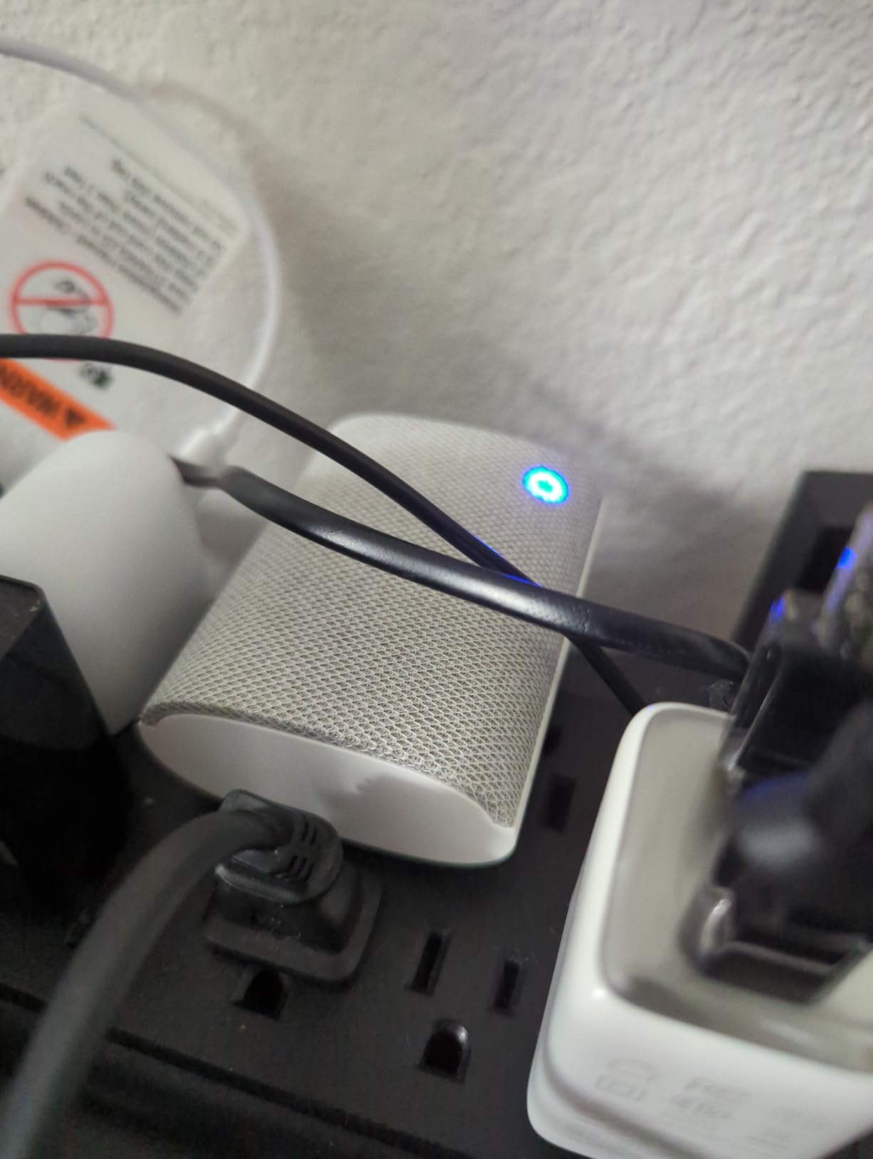 Ring Chime — Enhanced audio for real-time alerts you can hear from anywhere, easy plug-in setup, simple wifi & Bluetooth connectivity, sleek design, White customer photo 2