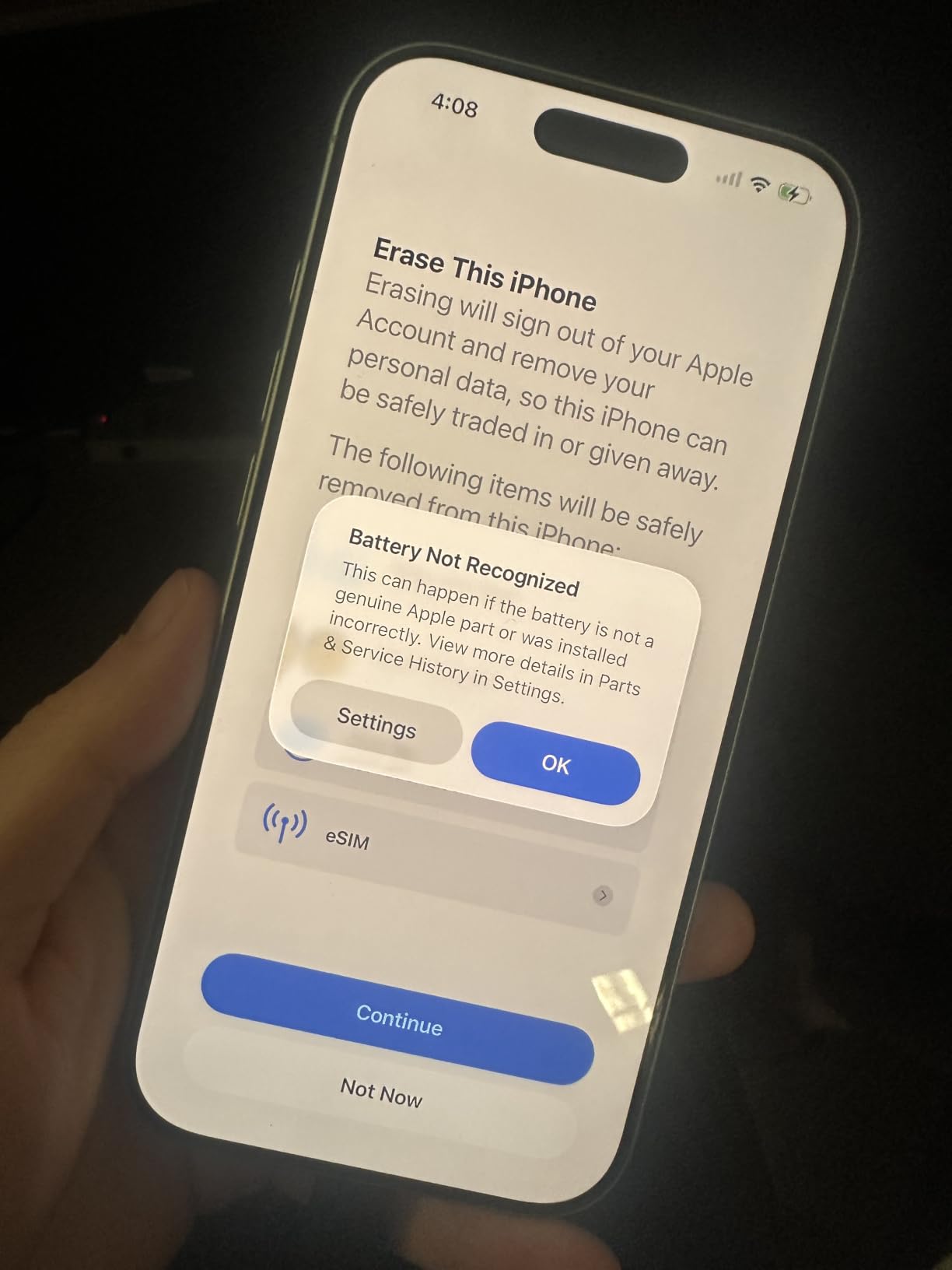 iPhone 17 Renewed customer photo 2