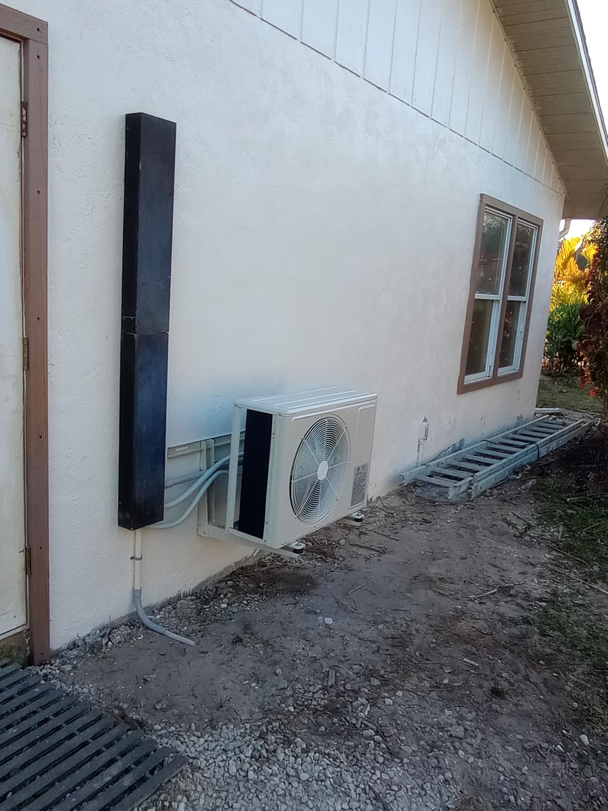 Mountman 9000 BTU Mini Split AC/Heating System,19 SEER2 110/120V Energy Efficient Ductless Inverter System,Cools Up to 450 Sq.Ft with Pre-Charged Condenser,Heat Pump & Installation Kits customer photo 1