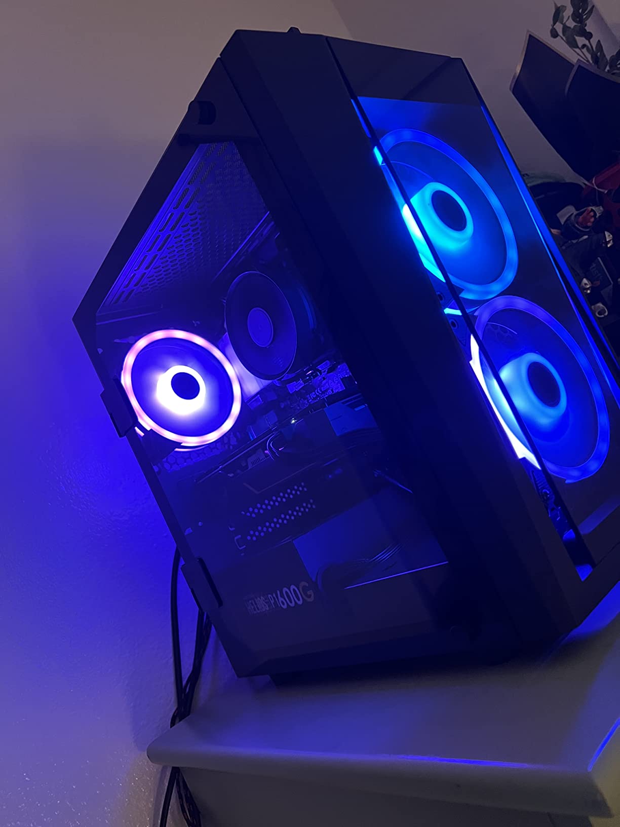 Skytech Azure R7 5700 customer photo 1