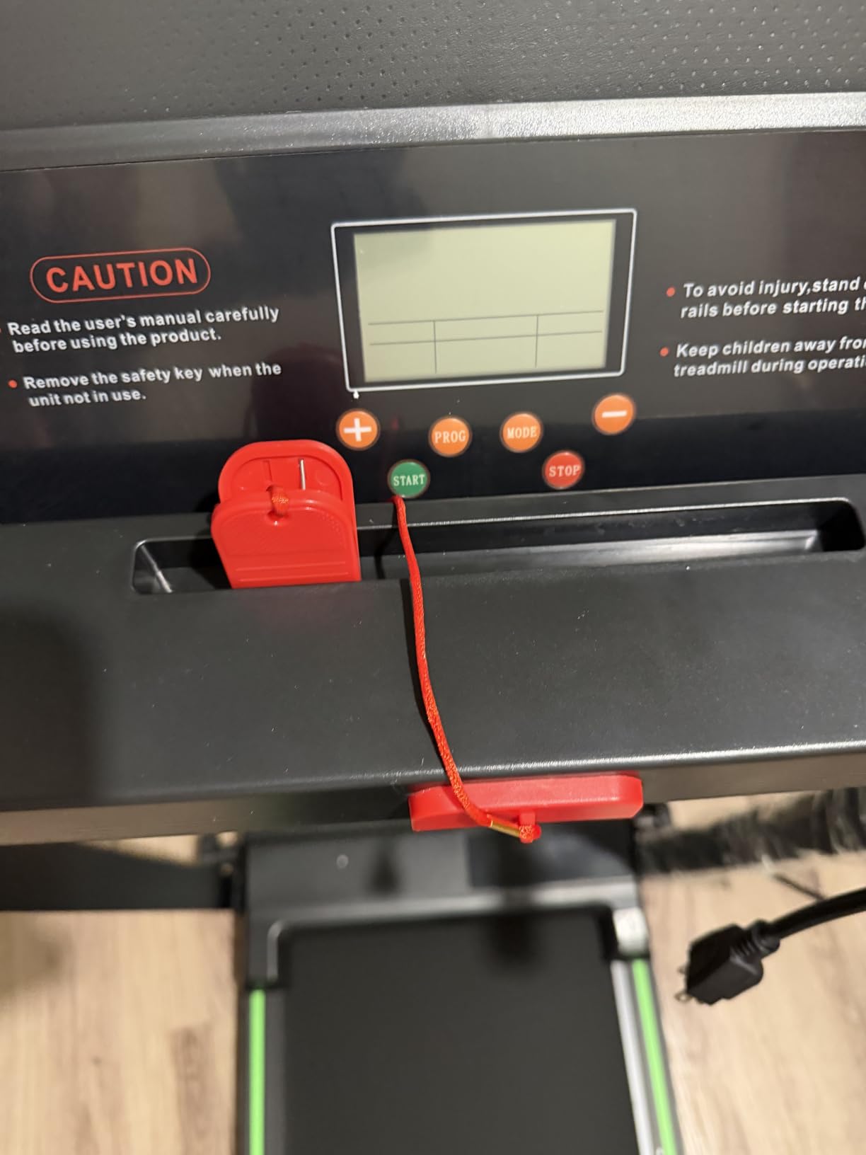 Vyrqenoxi Incline Walking Pad customer photo 2